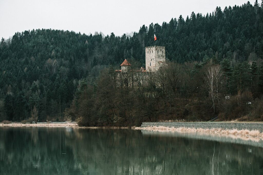 1280px Zamek w Wytrzyszcze