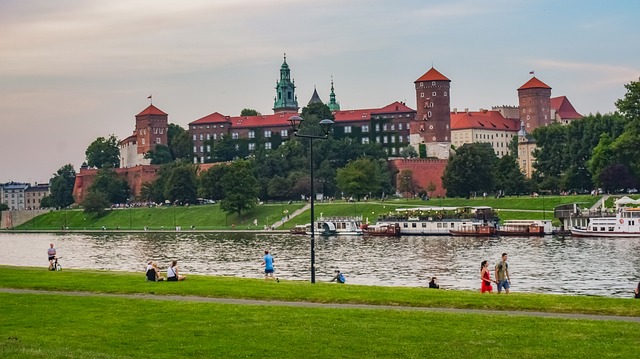 dimitrisvetsikas1969 krakow 4904452 640