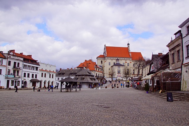 hubertphotographer kazimierz dolny 6919152 640